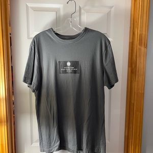 American Eagle mens tshirt